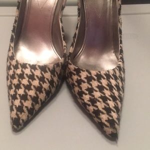 Guess heels